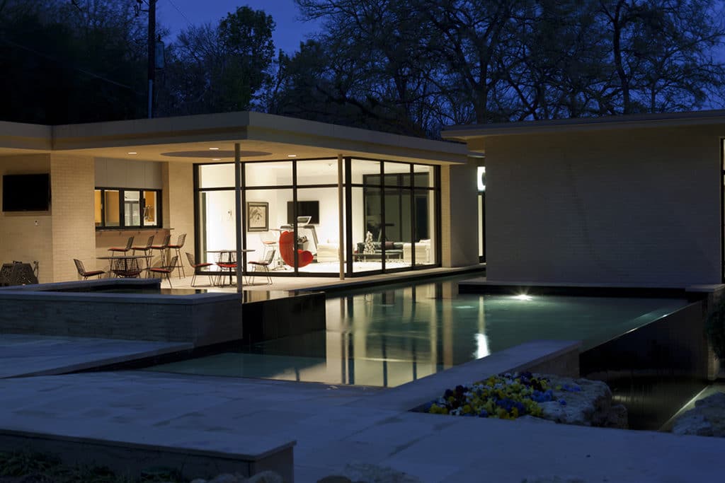 The 90-degree Series 600 Multi-Slide Door is as visually impressive at night as it is during the day.