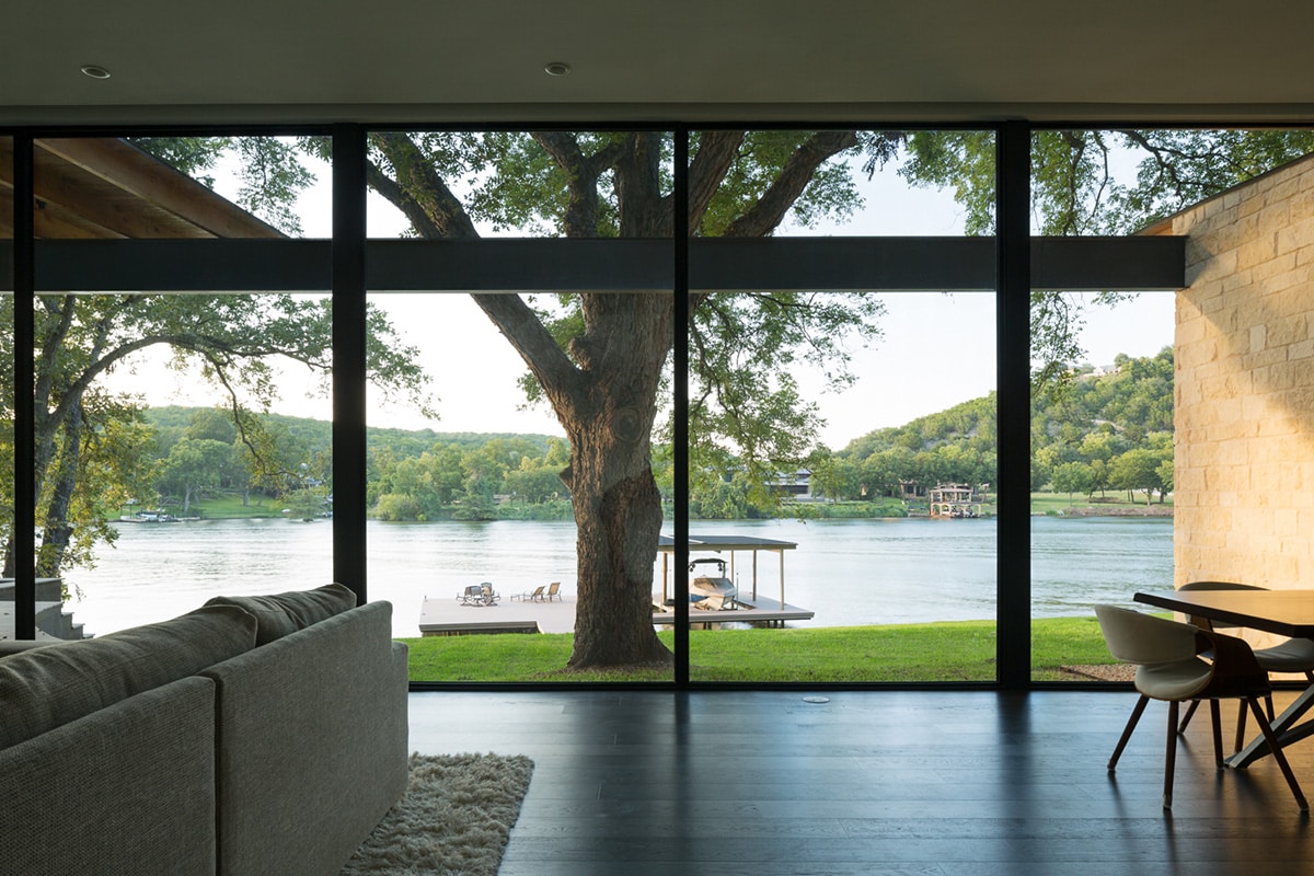 The homeowners wanted unimpeded views of the river from the living room and dining area.